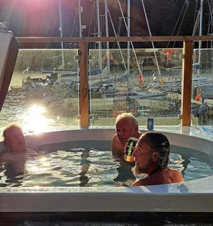 Poreita, vaahtoa ja jälkihikeä.