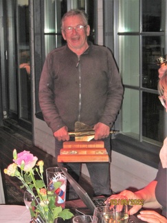 Animuksen kippari ja Aurinkoloki-kiertopalkinto jonka voittaja saa haltuunsa määräajaksi.